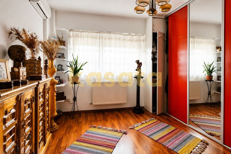 Iancului Metrou, ap. 4 camere, panoramica unica, centrala proprie.